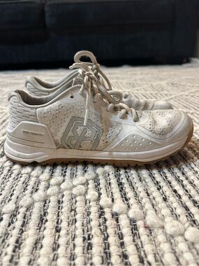 Born Primitive Weightlifting Shoes